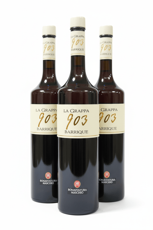 Grappa Barrique - Sfondo Bianco